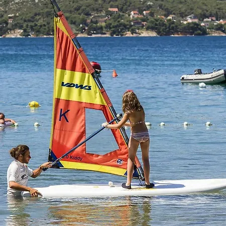 Tip Top Mobile Homes - Biograd Soline 4*