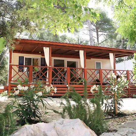 Tip Top Mobile Homes - Biograd Soline 4* Biograd Na Moru