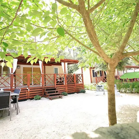 Tip Top Mobile Homes - Biograd Soline 4*